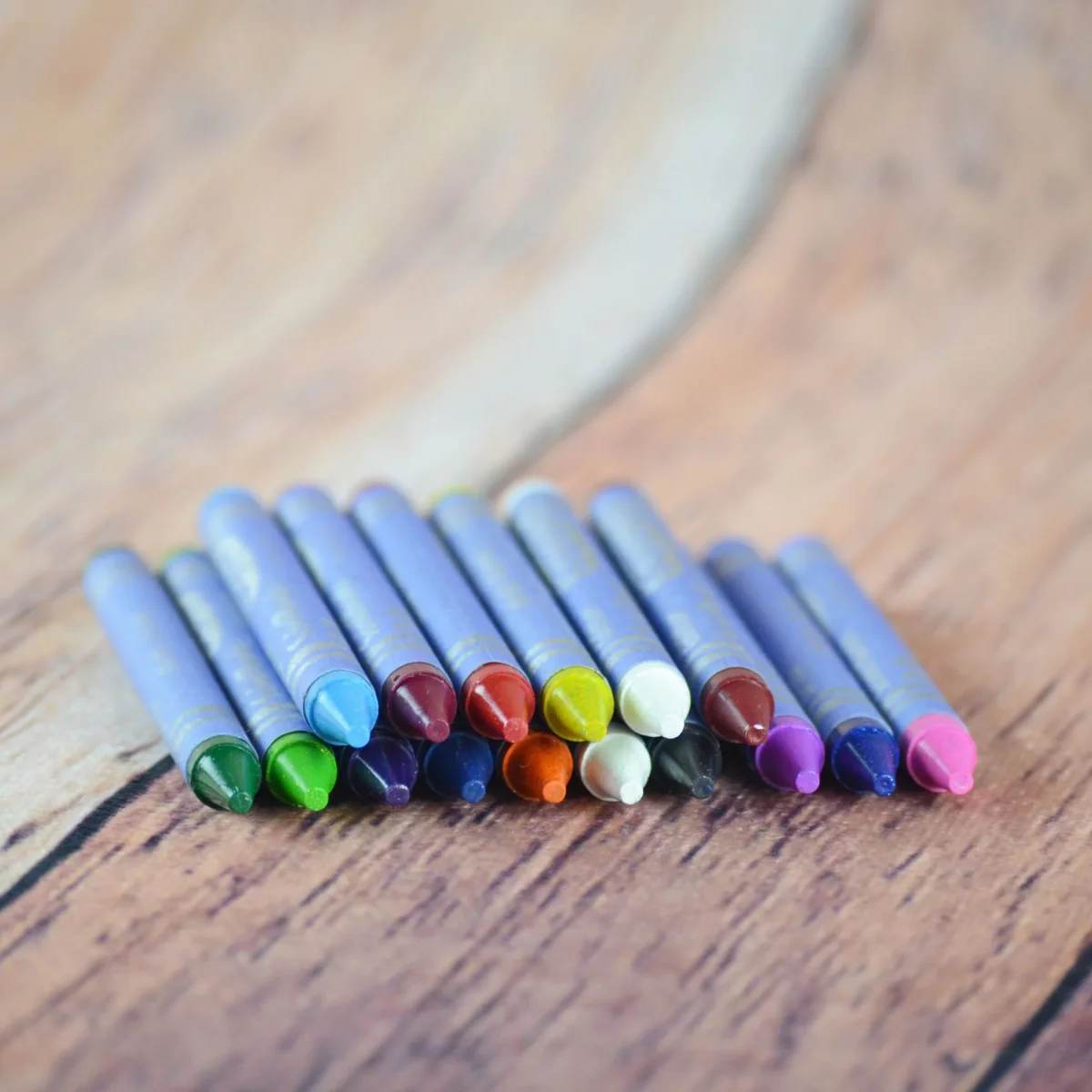 16 craies de cire de couleurs avec des brillants – Image 2