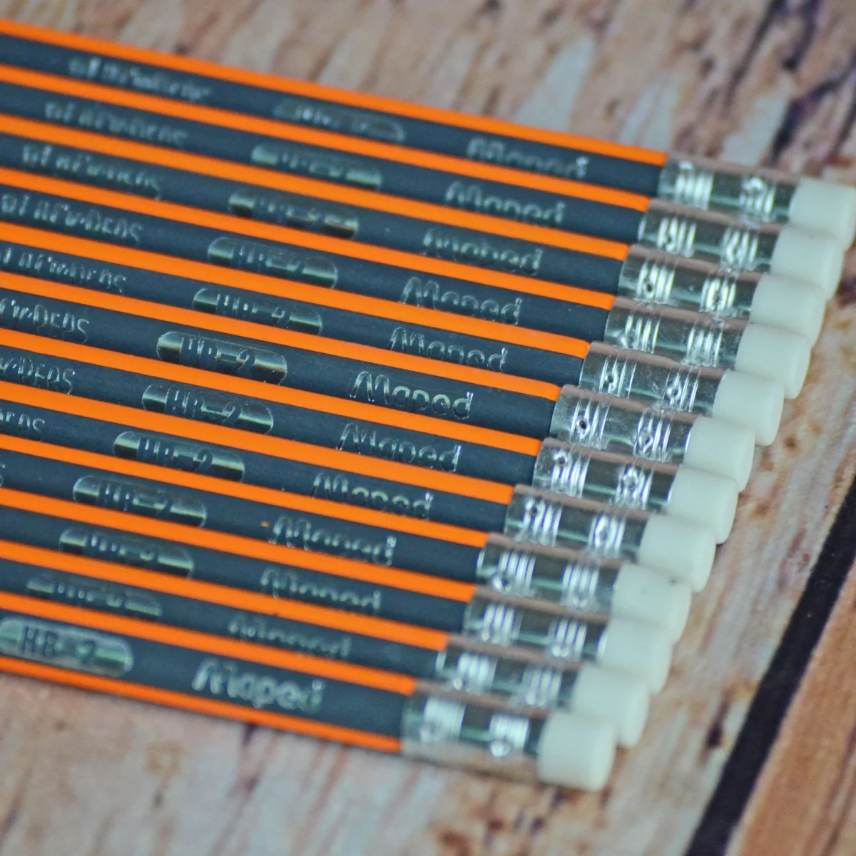 12 crayons à mine HB pour l'école – Image 6